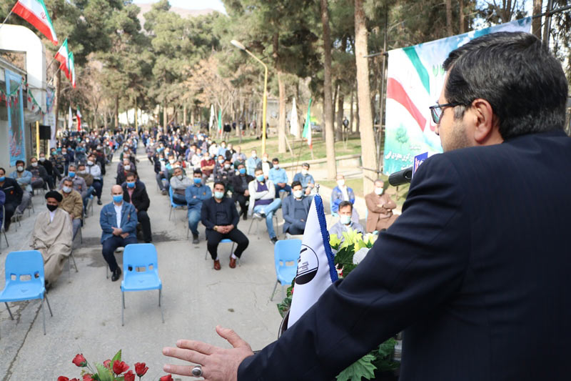 مراسم گرامیداشت دهه مبارک فجر در شرکت سیمان تهران برگزار شد